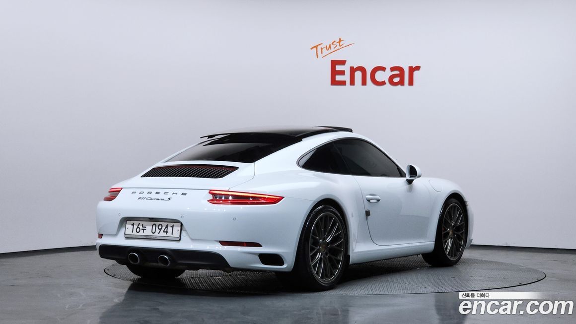 Porsche 911 2017