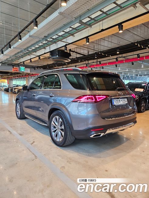 Mercedes-Benz GLE-Class 2023