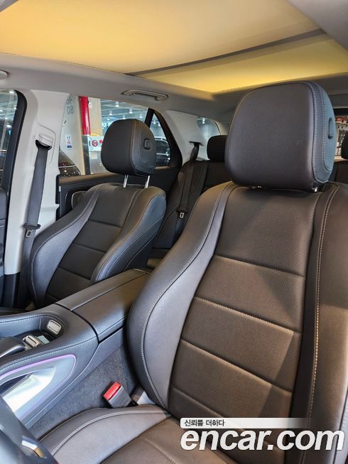 Mercedes-Benz GLE-Class 2023