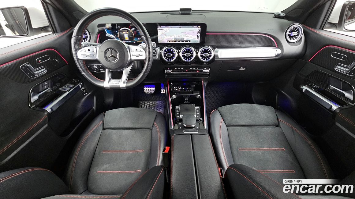 Mercedes-Benz GLB-Class 2021