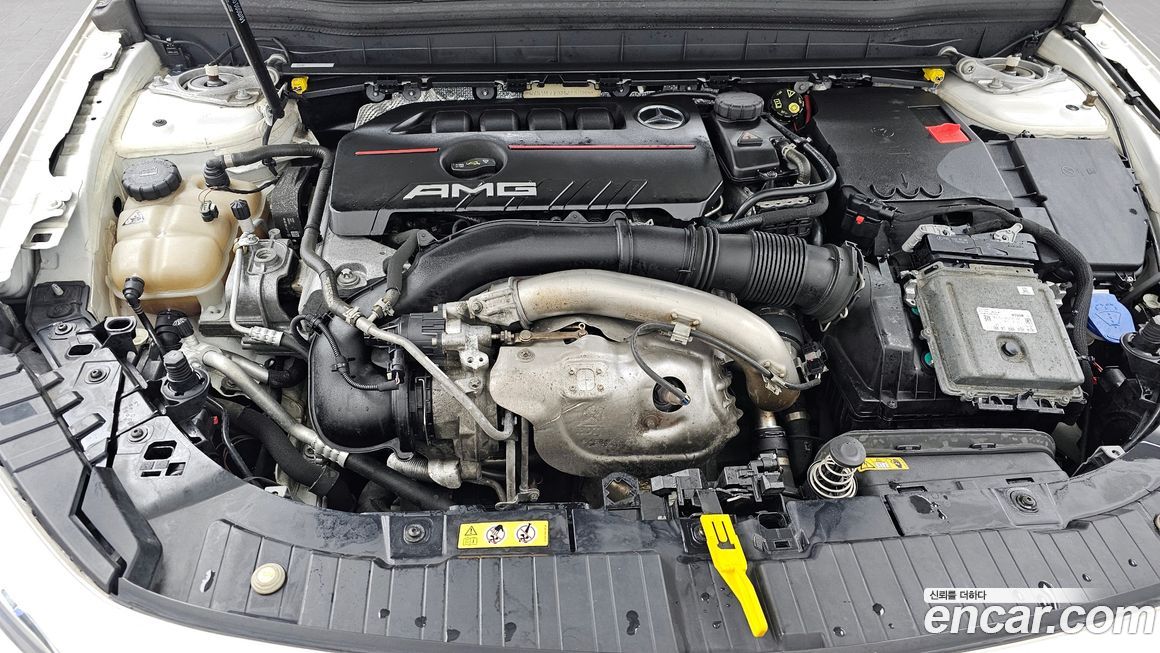 Mercedes-Benz GLB-Class 2021