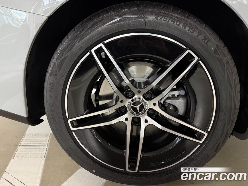 Mercedes-Benz E-Class 2026