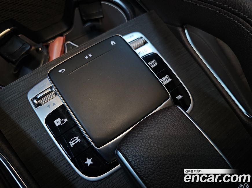 Mercedes-Benz GLS-Class 2021