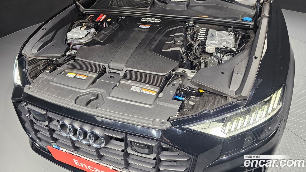 Audi Q8 2023