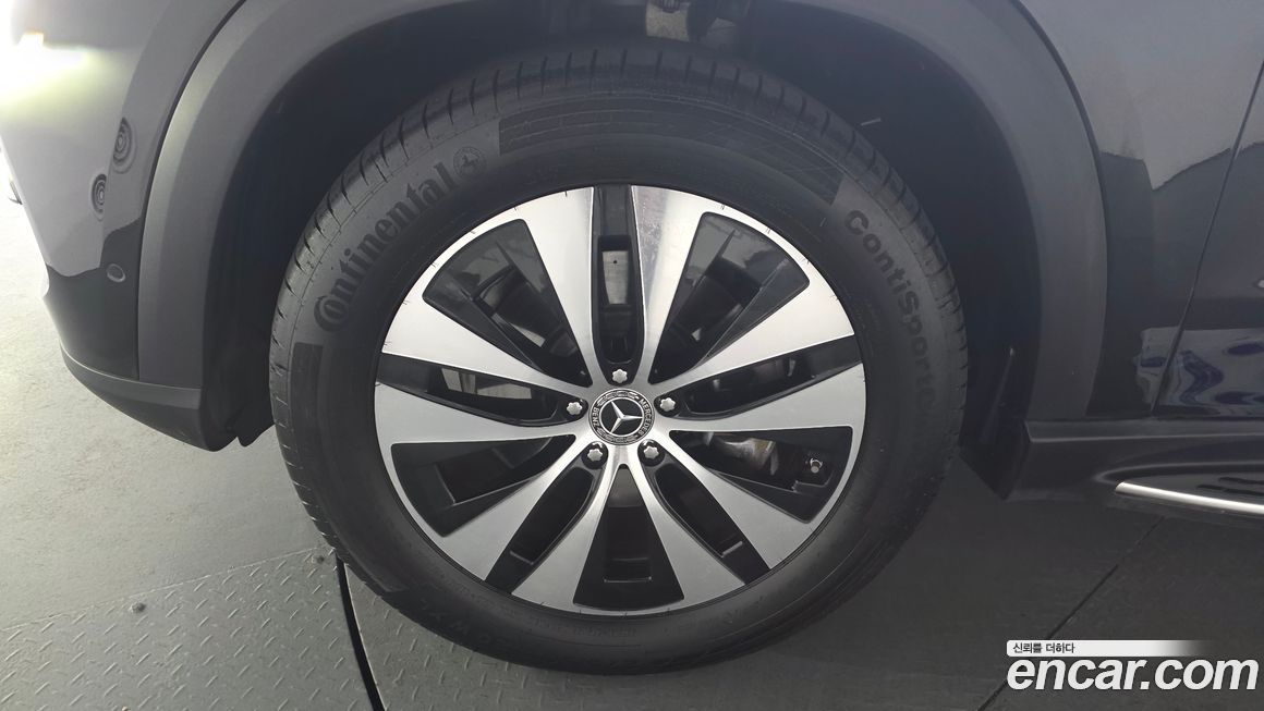 Mercedes-Benz GLE-Class 2024