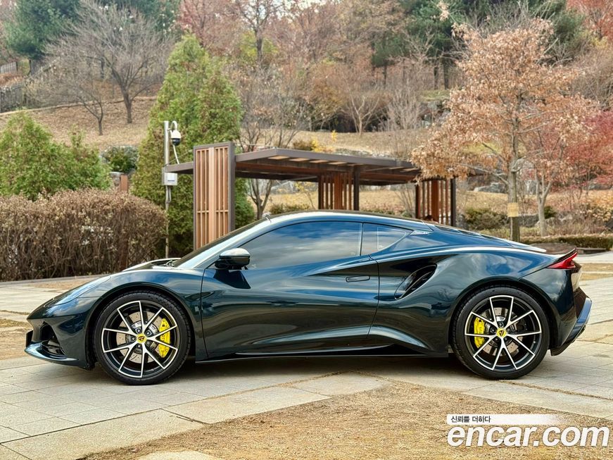 Lotus Emira 2024