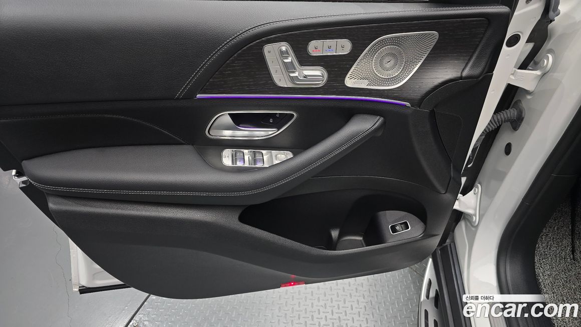 Mercedes-Benz GLE-Class 2024