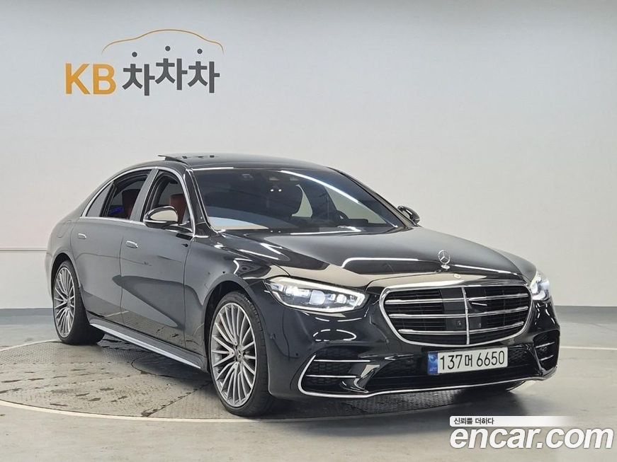 Mercedes-Benz S-Class 2023