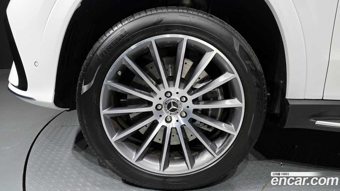 Mercedes-Benz GLE-Class 2024