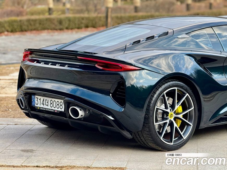 Lotus Emira 2024