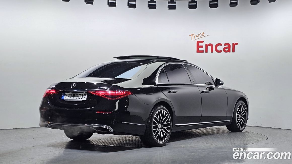 Mercedes-Benz S-Class 2022