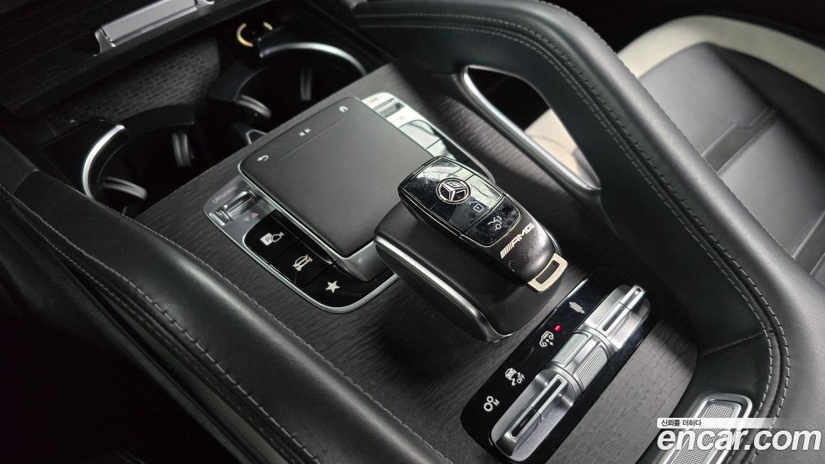 Mercedes-Benz GLE-Class 2021