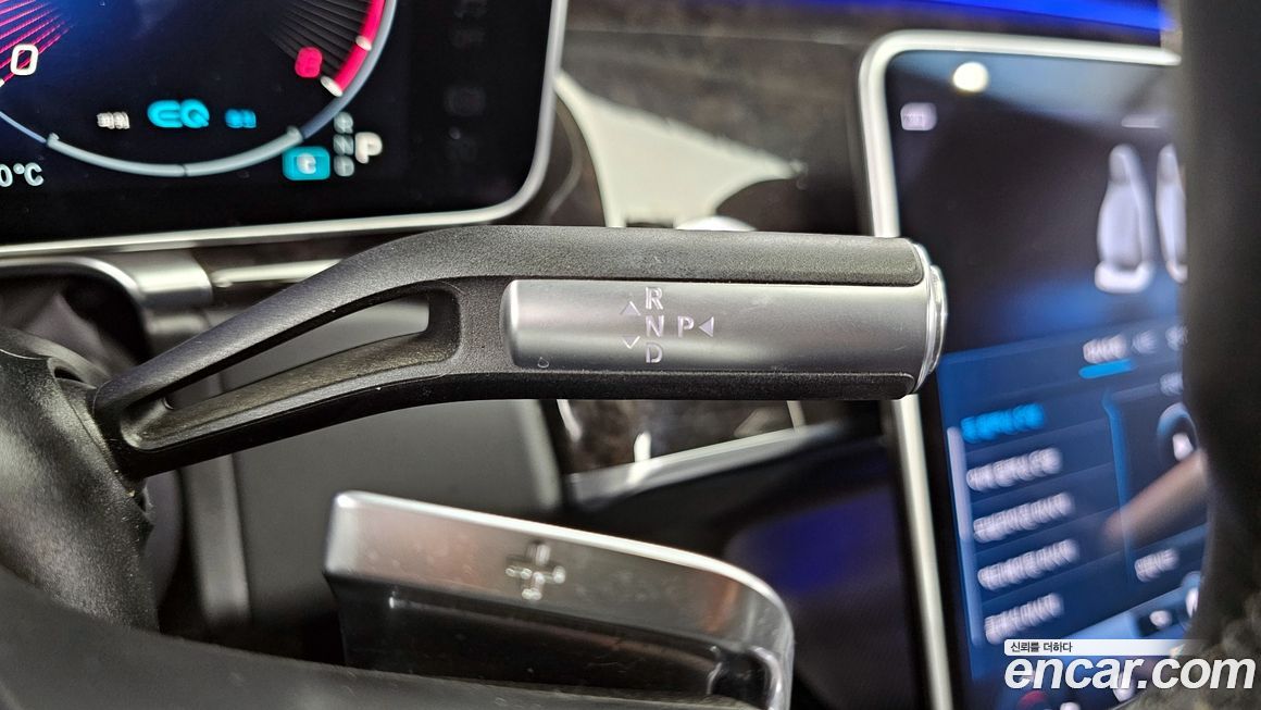 Mercedes-Benz S-Class 2022