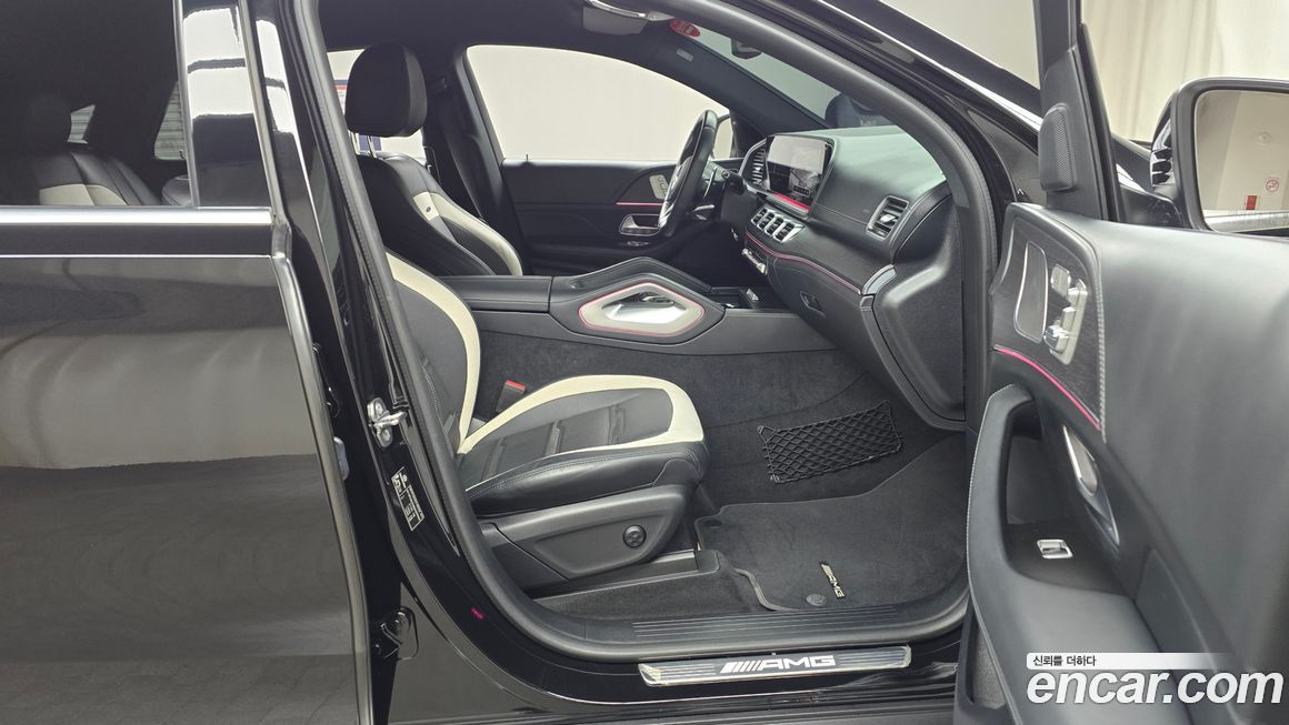 Mercedes-Benz GLE-Class 2021