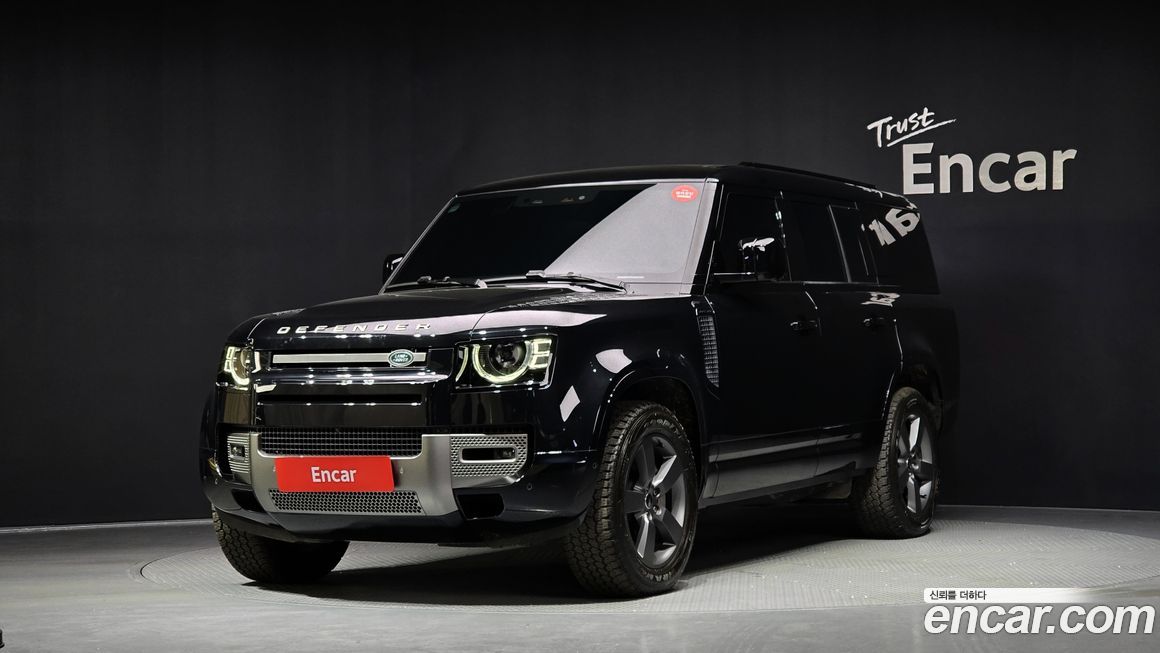 Land Rover Defender 2025