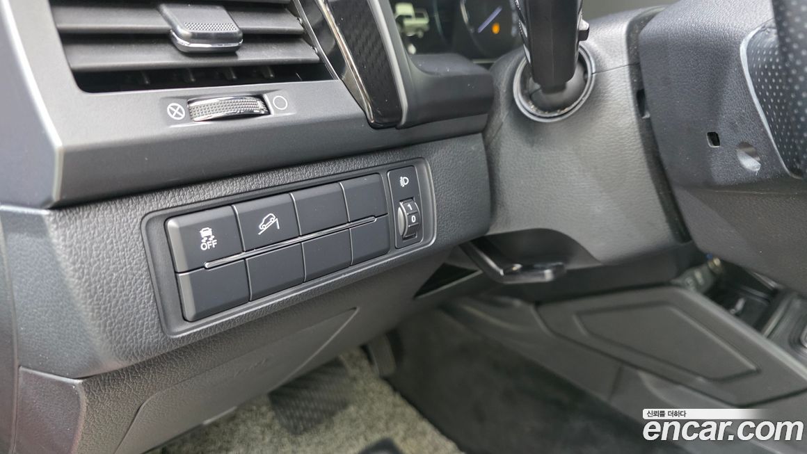 KG_Mobility_Ssangyong Rexton 2021