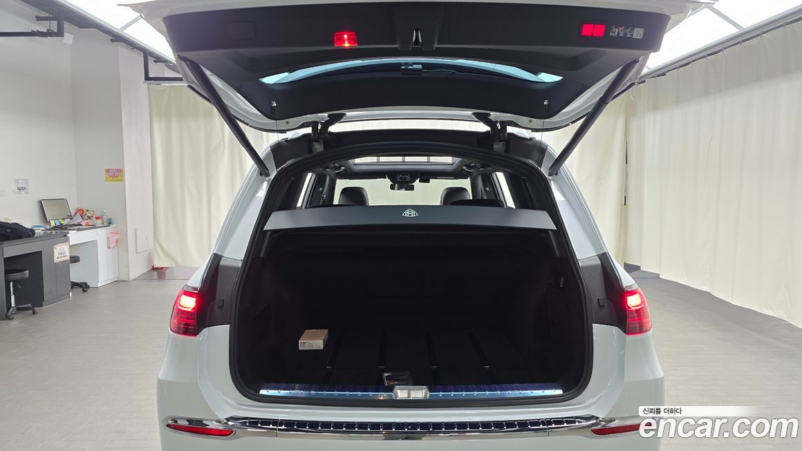 Mercedes-Benz GLS-Class 2025