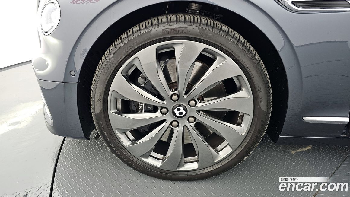 Bentley Flying Spur 2021