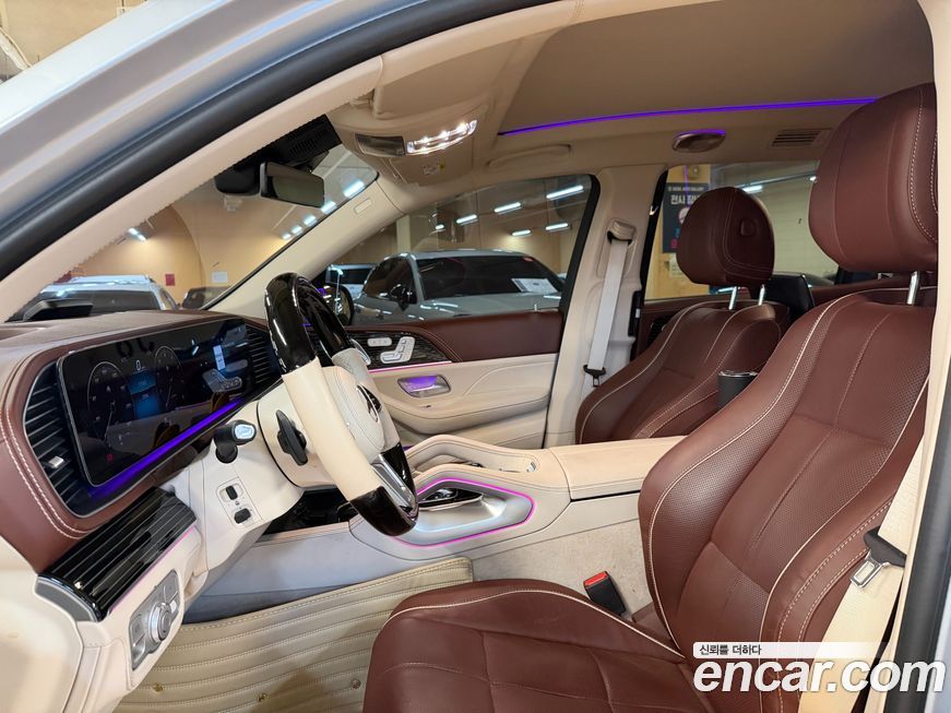 Mercedes-Benz GLS-Class 2023