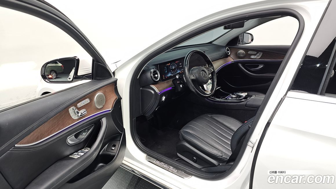 Mercedes-Benz E-Class 2017