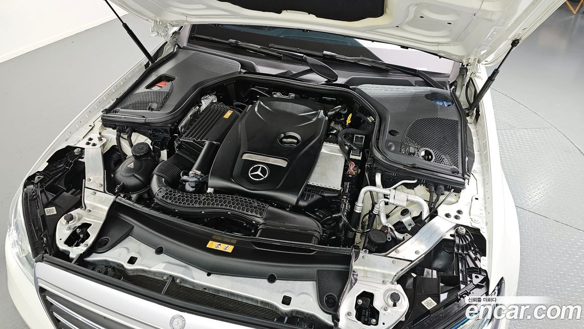 Mercedes-Benz E-Class 2017