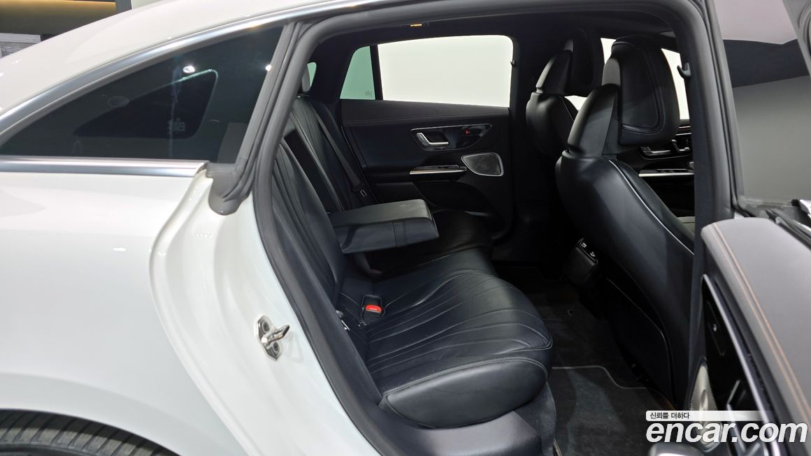 Mercedes-Benz EQE 2022