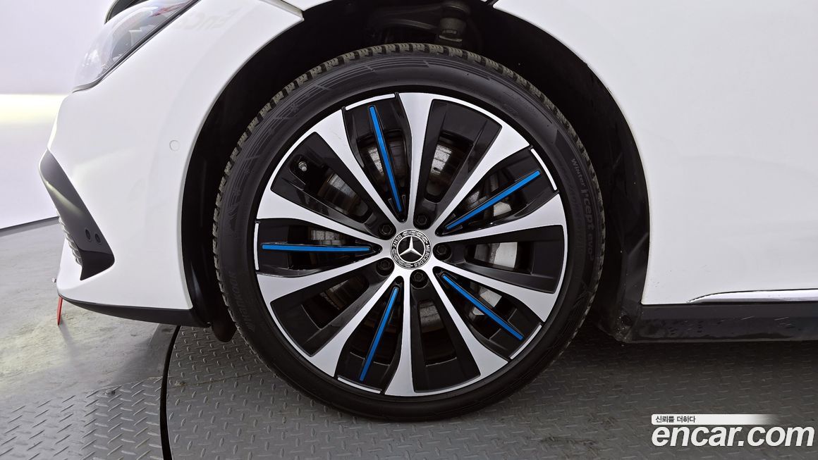 Mercedes-Benz EQE 2022