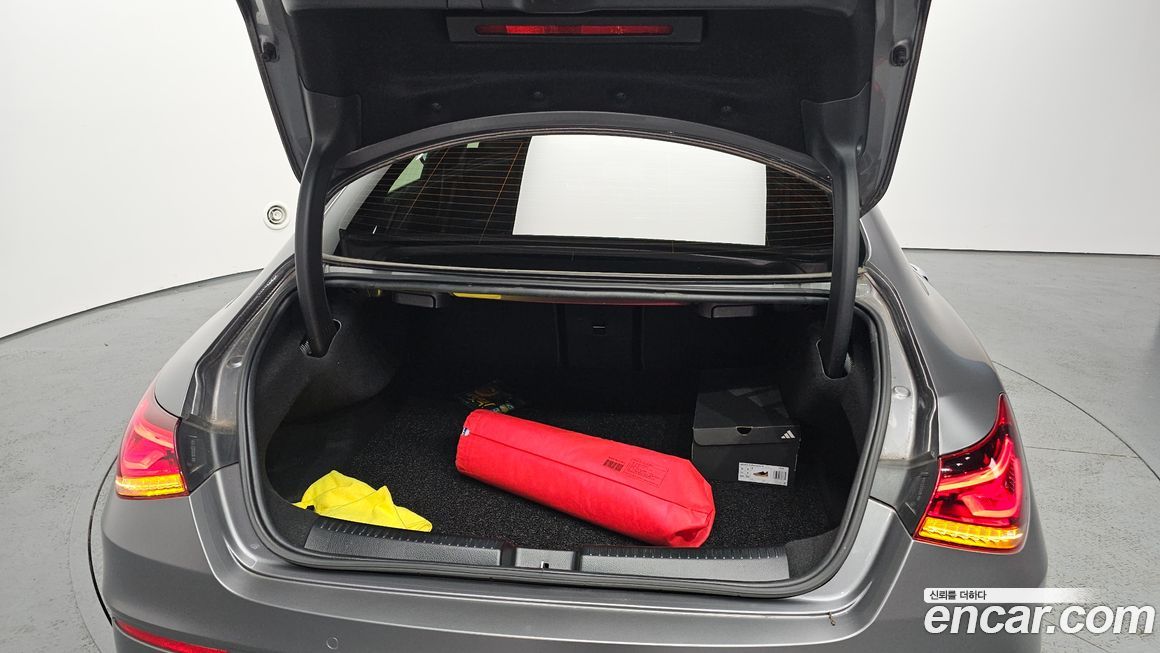 Mercedes-Benz CLA-Class 2022