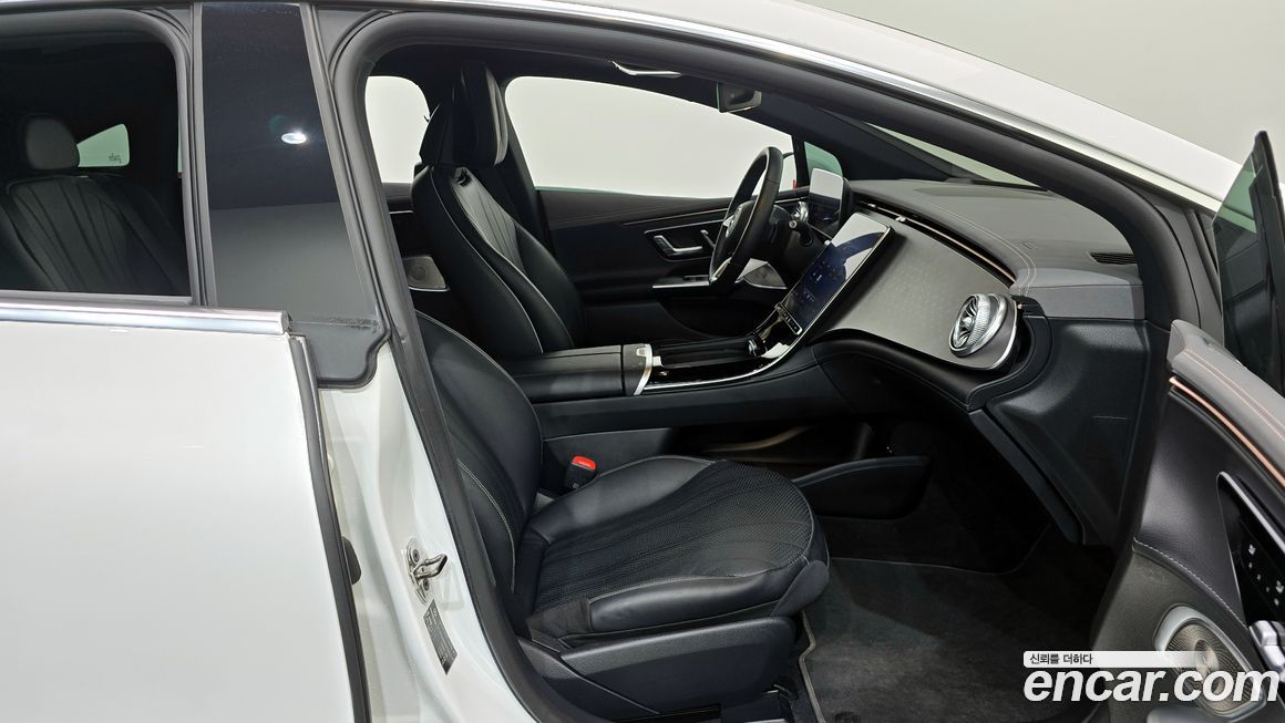 Mercedes-Benz EQE 2022