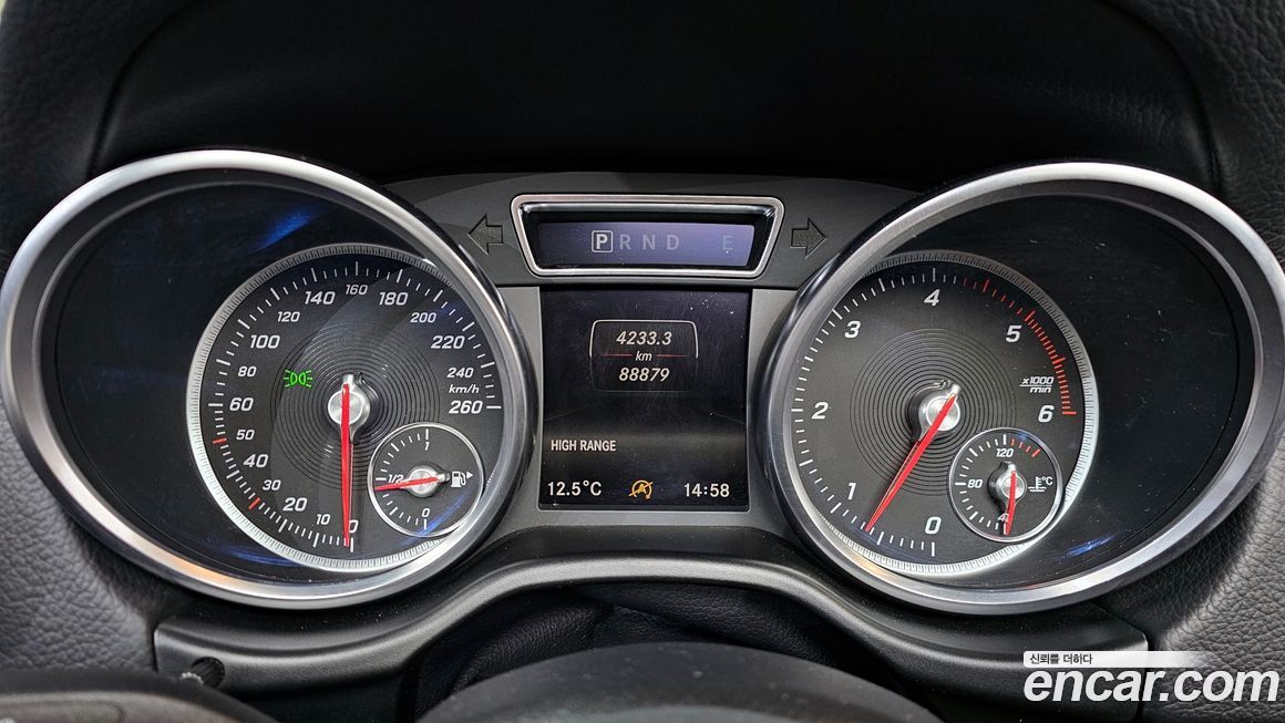 Mercedes-Benz G-Class 2017