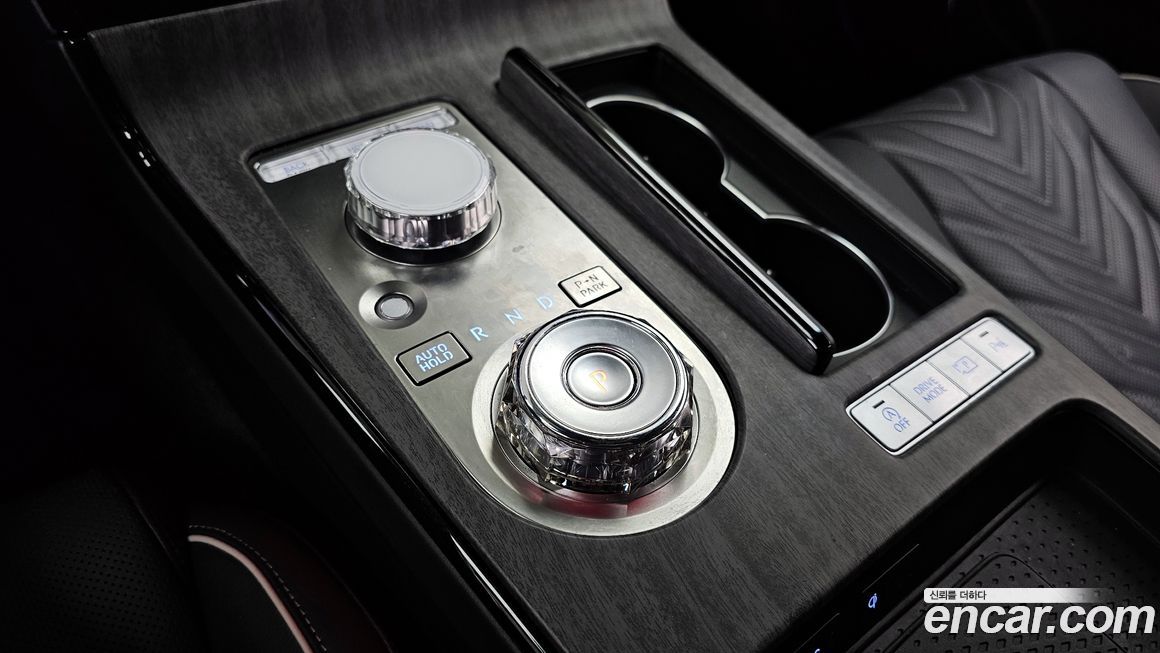 Genesis G80 2025
