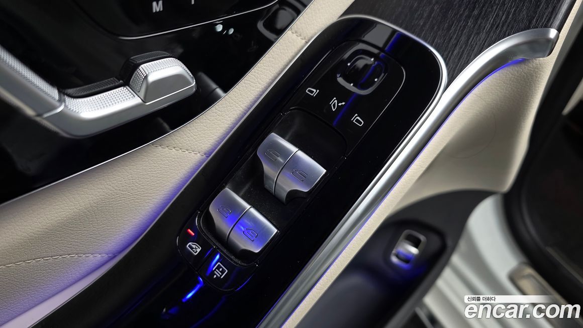 Mercedes-Benz S-Class 2022