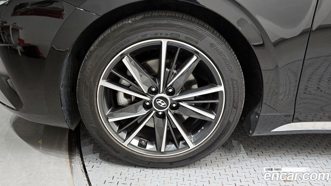 Hyundai Grandeur 2021