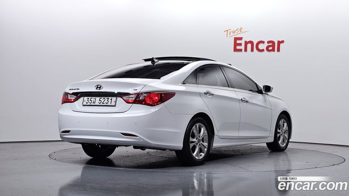 Hyundai Sonata 2010