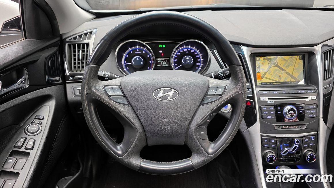 Hyundai Sonata 2010