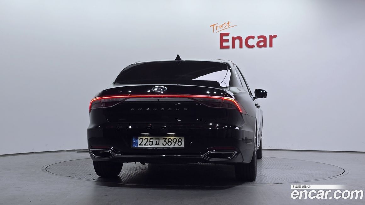 Hyundai Grandeur 2021