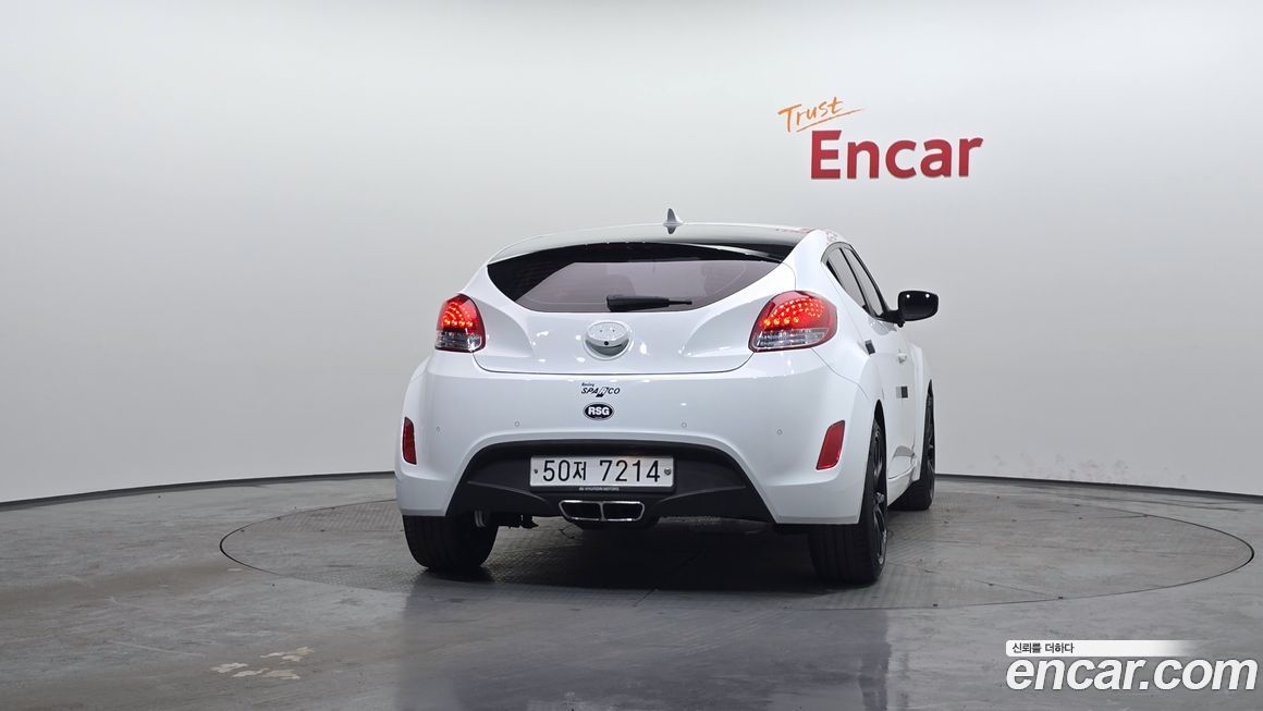 Hyundai Veloster 2012