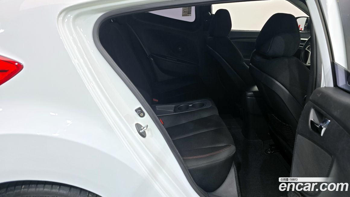 Hyundai Veloster 2012