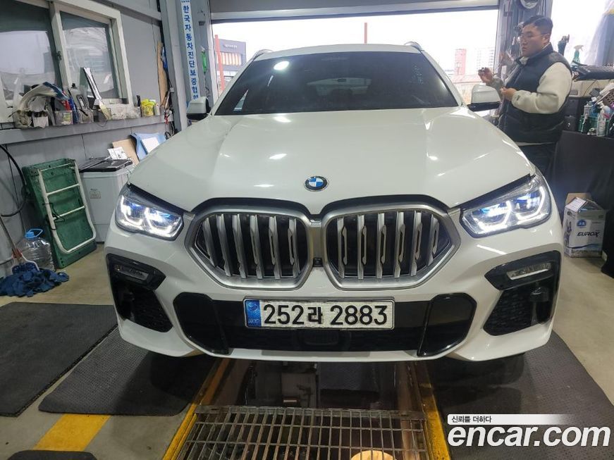 BMW X6 2021