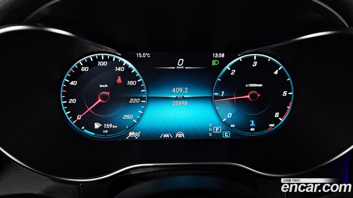 Mercedes-Benz GLC-Class 2021