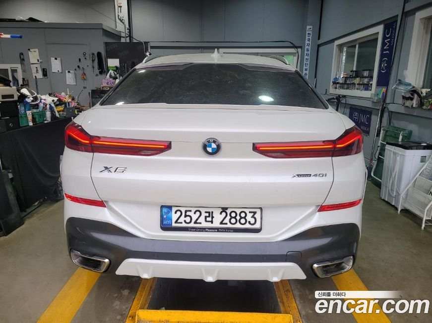 BMW X6 2021