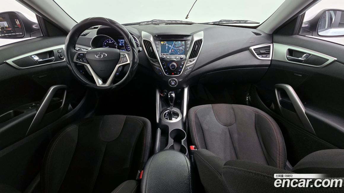 Hyundai Veloster 2012