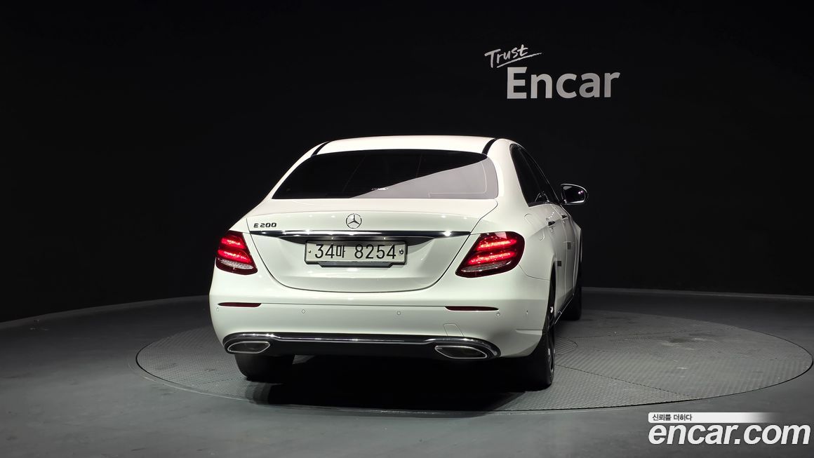 Mercedes-Benz E-Class 2018