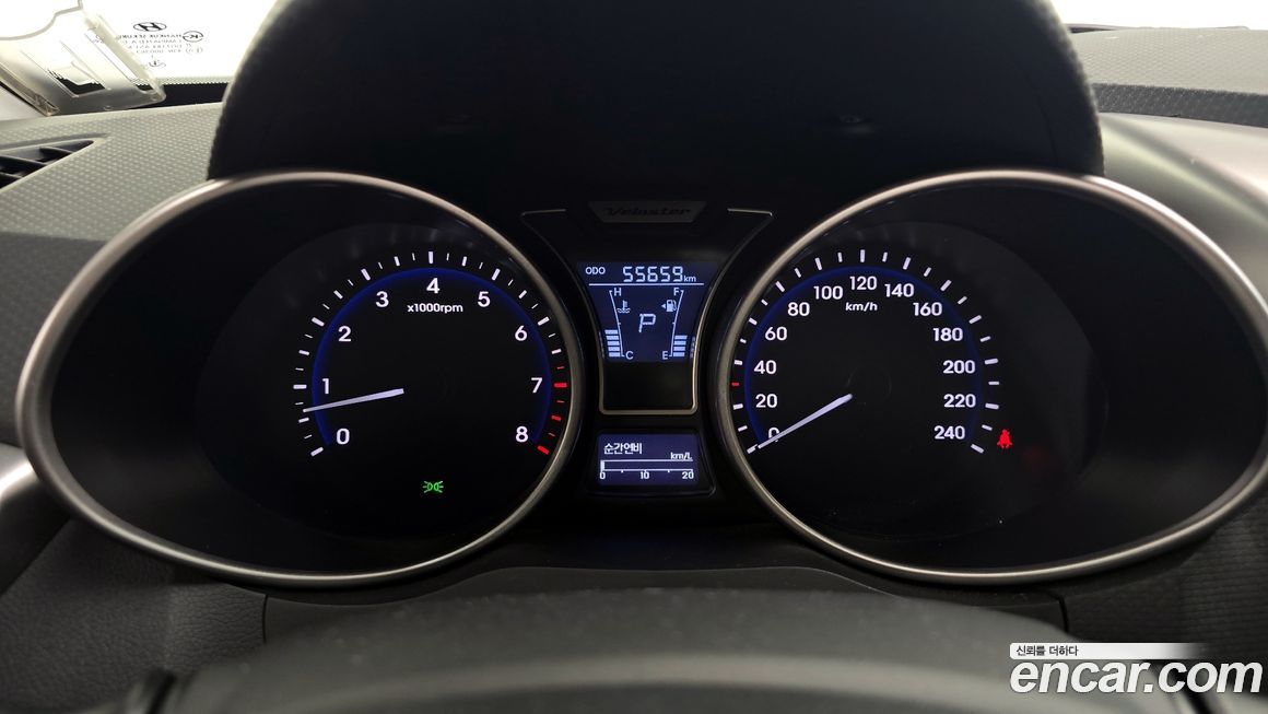 Hyundai Veloster 2012