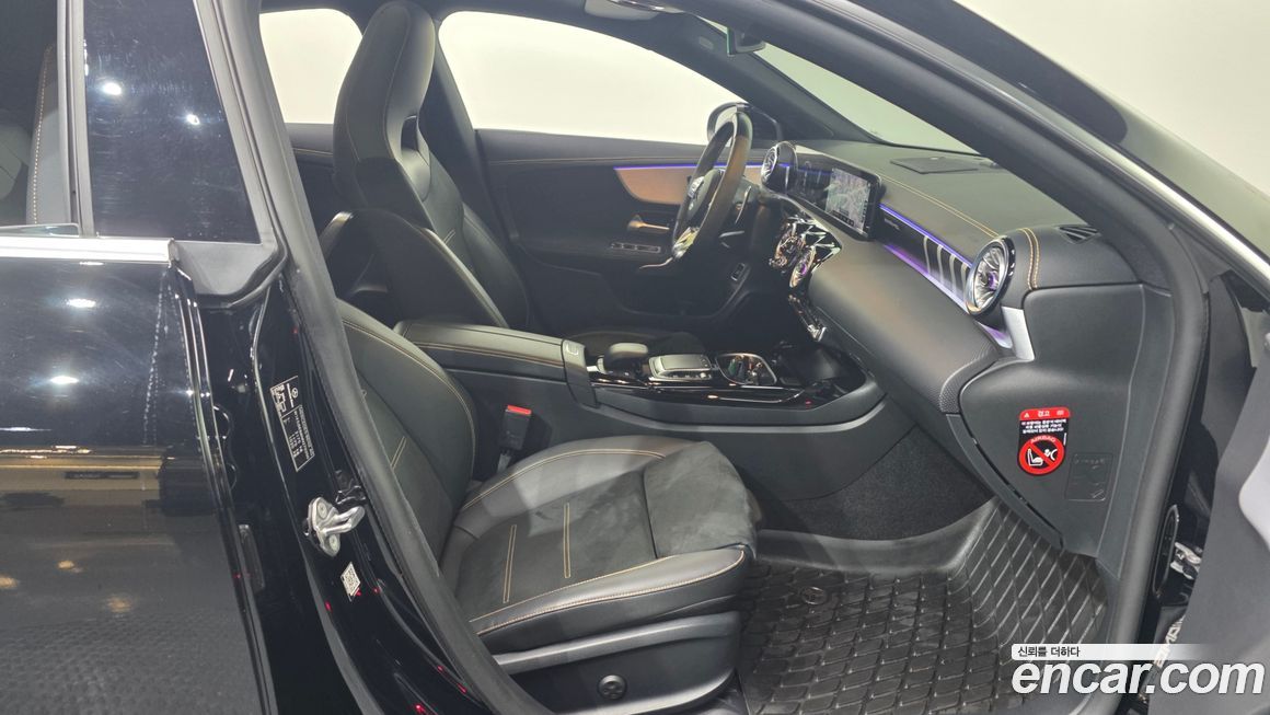 Mercedes-Benz CLA-Class 2022