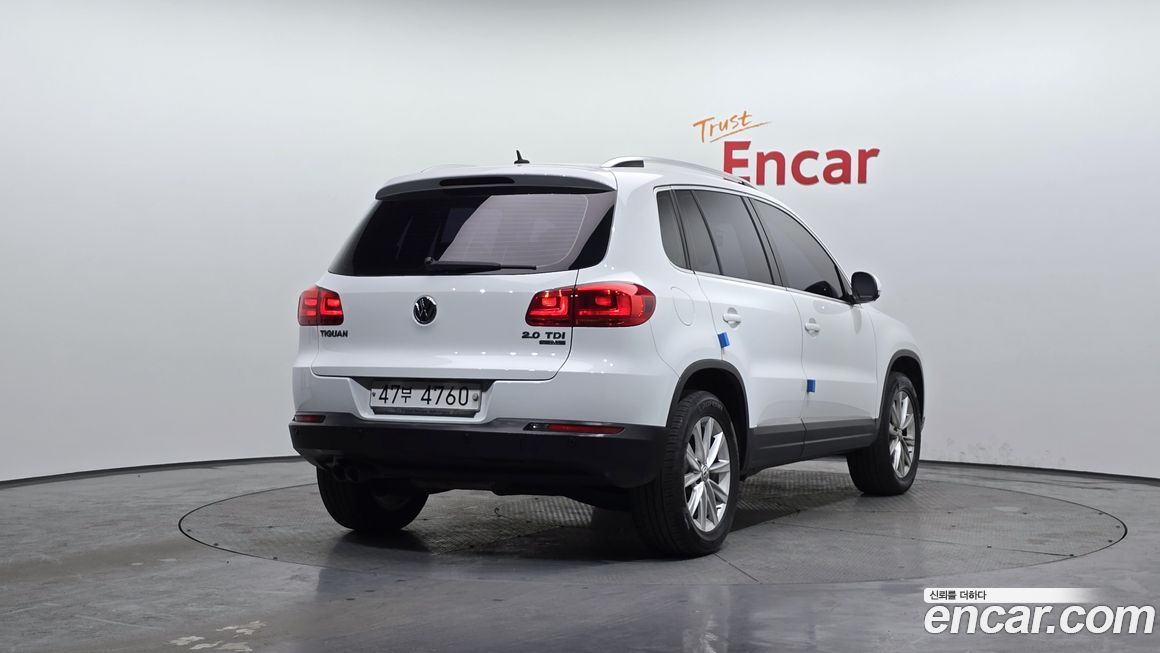 Volkswagen Tiguan 2015