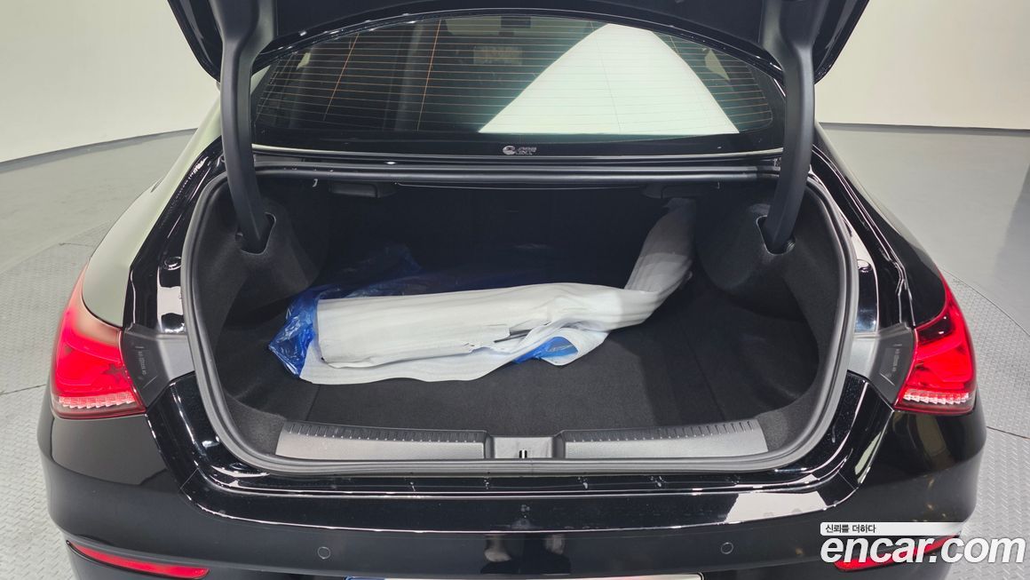 Mercedes-Benz CLA-Class 2022