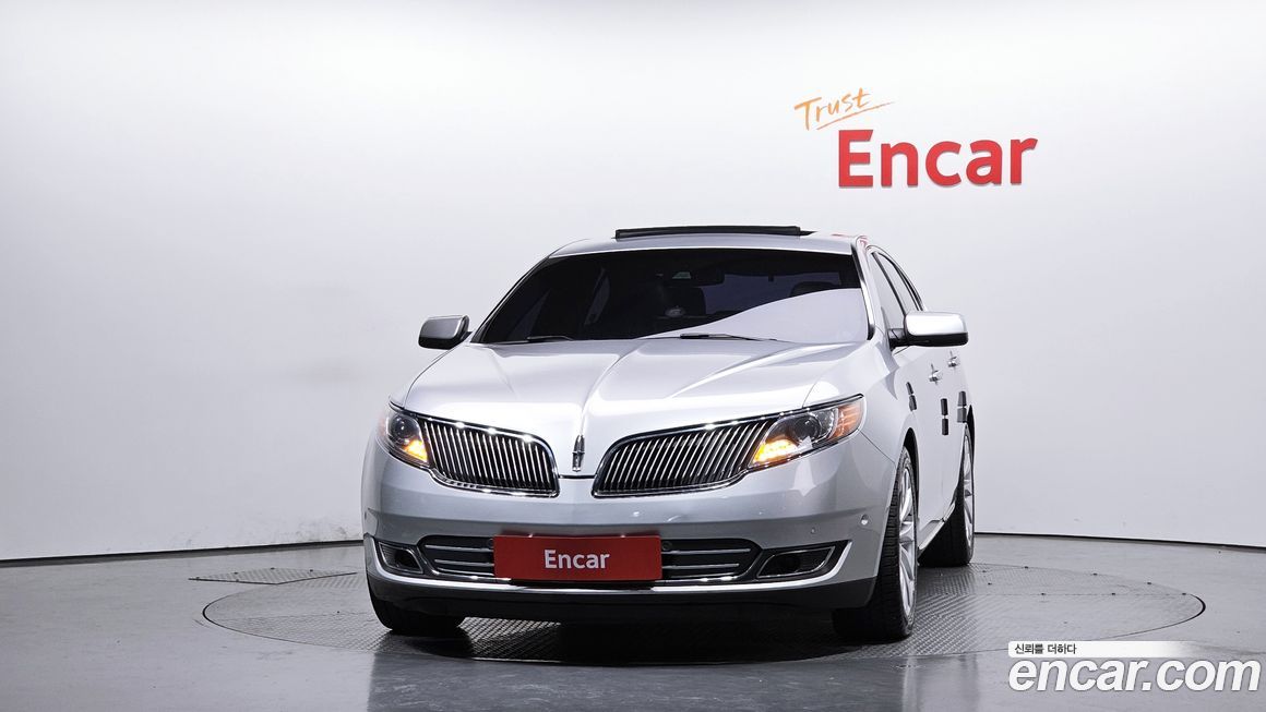 Lincoln MKS 2013