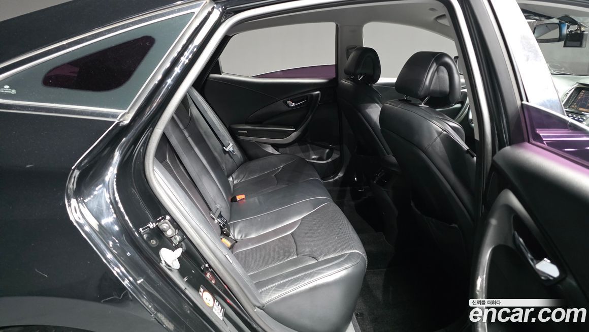 Hyundai Grandeur 2011