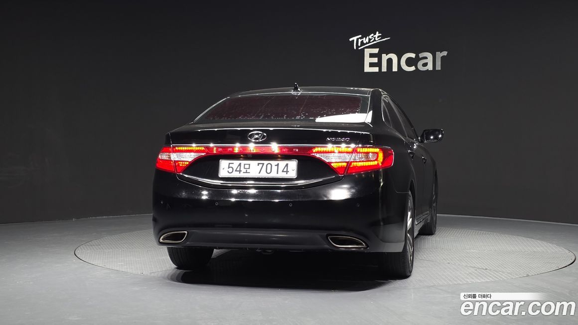 Hyundai Grandeur 2011